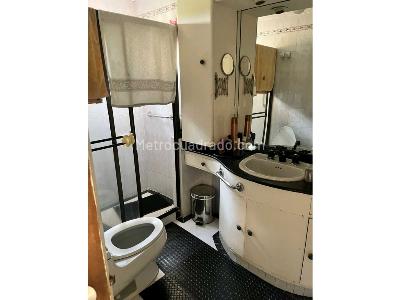 Apartamento de 4 alcobas en venta en El Poblado, Medellín, 178 m² · foto 7 de 9