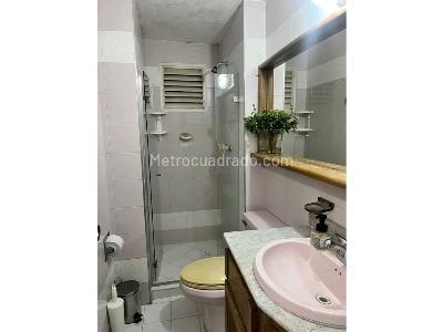 Apartamento de 4 alcobas en venta en El Poblado, Medellín, 178 m² · foto 8 de 9