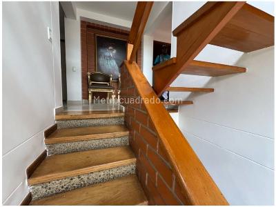Casa de 4 alcobas en venta en El Poblado, Medellín, 270 m² · foto 5 de 18