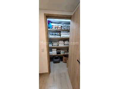 Casa de 5 alcobas en venta en San Remo, Sabaneta, 528 m² · foto 17 de 20