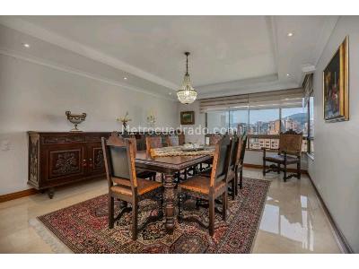 Apartamento en venta en El Poblado, Medellín · foto 2 de 20