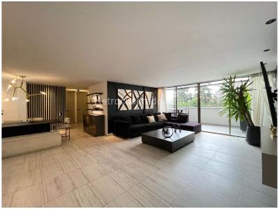 Apartamento de 3 alcobas en venta en El Poblado, Medellín, 180 m² · foto 4 de 20