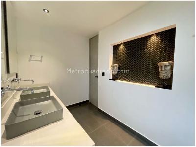 Apartamento de 3 alcobas en venta en El Poblado, Medellín, 180 m² · foto 17 de 20
