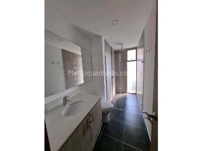 Apartamento en venta en Loma Del Esmeraldal, Envigado · foto 7 de 10