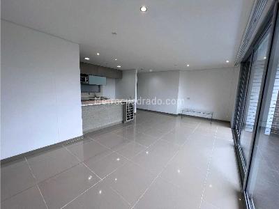 Apartamento en venta en Loma Del Chocho, Envigado · foto 2 de 18