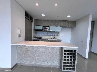 Apartamento en venta en Loma Del Chocho, Envigado · foto 3 de 18