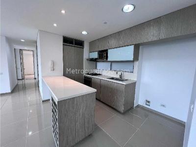 Apartamento en venta en Loma Del Chocho, Envigado · foto 4 de 18