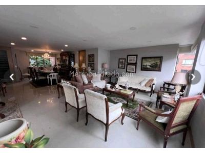 Apartamento de 2 alcobas en venta en El Poblado, Medellín, 133 m² · foto 3 de 13