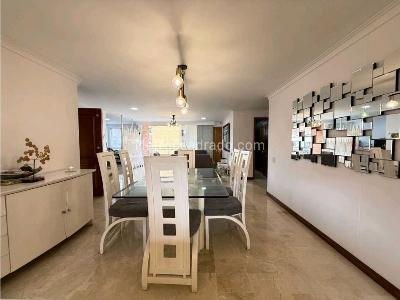 Apartamento en venta en Laureles, Medellín · foto 2 de 18