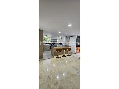 Apartamento de 3 alcobas en venta en El Poblado, Medellín, 92 m² · foto 2 de 11
