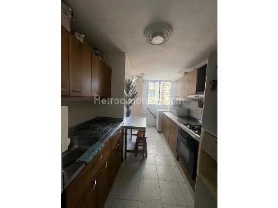Apartamento de 4 alcobas en venta en Laureles, Medellín, 118 m² · foto 3 de 16