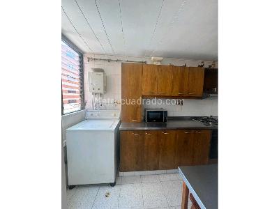 Apartamento de 4 alcobas en venta en Laureles, Medellín, 118 m² · foto 4 de 16