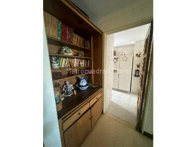 Apartamento de 4 alcobas en venta en Laureles, Medellín, 118 m² · foto 12 de 16