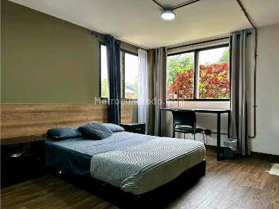 Apartamento de 5 alcobas en venta en Aguacatala El Poblado, Medellín, 250 m² · foto 14 de 20
