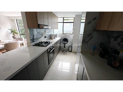 Apartamento de 4 alcobas en venta en El Poblado, Medellín, 151 m² · foto 9 de 20