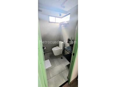 Apartaestudio en venta en Florida Nueva, Medellín, 31 m² · foto 9 de 10