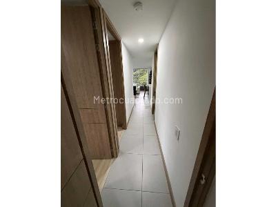 Apartamento de 3 alcobas en venta en Sabaneta, Sabaneta, 78 m² · foto 7 de 17