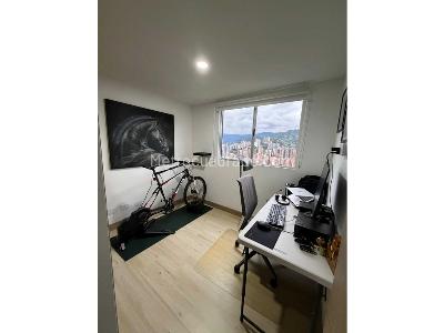 Apartamento de 3 alcobas en venta en Sabaneta, Sabaneta, 78 m² · foto 11 de 17