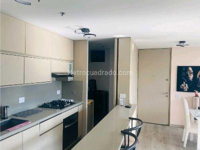 Apartamento de 2 alcobas en venta en El Poblado, Medellín, 79 m² · foto 6 de 11