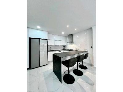 Apartamento en venta en Laureles, Medellín · foto 3 de 18