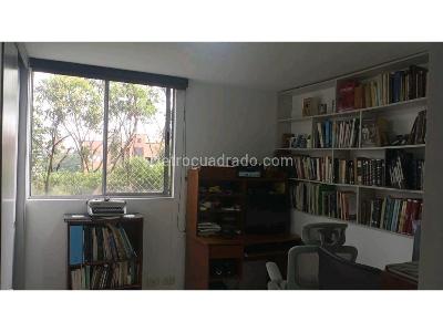 Apartamento en venta en Loma Del Esmeraldal, Envigado · foto 9 de 11
