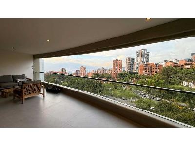 Apartamento de 4 alcobas en venta en Los Balsos Poblado, Medellín, 295 m² · foto 8 de 20