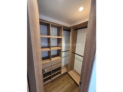 Apartamento de 4 alcobas en venta en Loma De Las Brujas, Envigado, 189 m² · foto 7 de 20