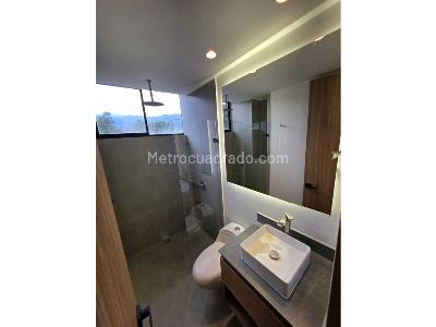 Apartamento de 4 alcobas en venta en Loma De Las Brujas, Envigado, 189 m² · foto 15 de 20