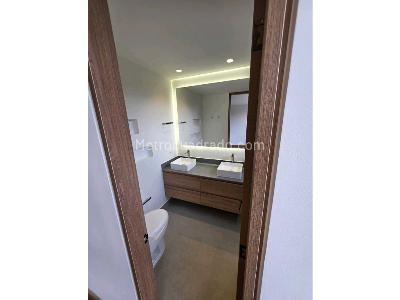 Apartamento de 4 alcobas en venta en Loma De Las Brujas, Envigado, 189 m² · foto 17 de 20