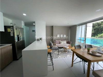 Apartamento de 2 alcobas en venta en Sabaneta, Sabaneta, 64 m² · foto 2 de 5
