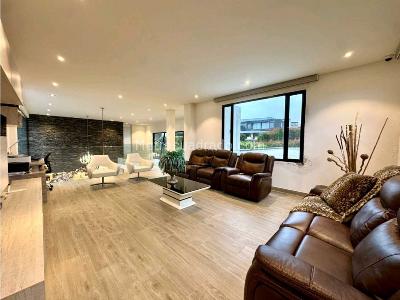 Casa de 5 alcobas en venta en Alto Las Palmas, Envigado, 2000 m² · foto 9 de 20