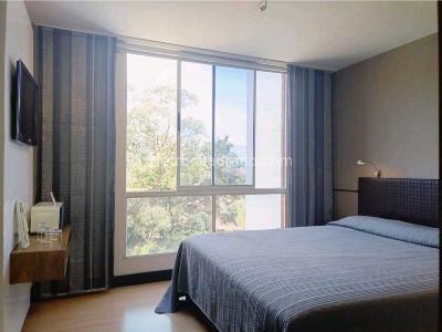 Apartamento de 3 alcobas en venta en Loma De Los Bernal, Medellín, 85 m² · foto 7 de 14