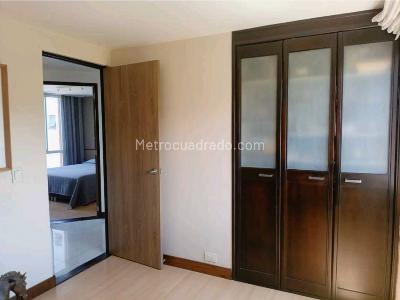 Apartamento de 3 alcobas en venta en Loma De Los Bernal, Medellín, 85 m² · foto 14 de 14