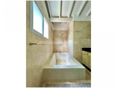 Casa de 5 alcobas en venta en Cola Del Zorro, Medellín, 450 m² · foto 10 de 20