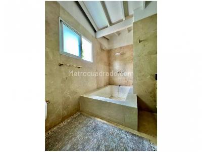 Casa de 5 alcobas en venta en Cola Del Zorro, Medellín, 450 m² · foto 14 de 20