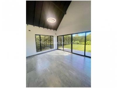 Casa de 5 alcobas en venta en Llanogrande, Rionegro, 1145 m² · foto 2 de 13