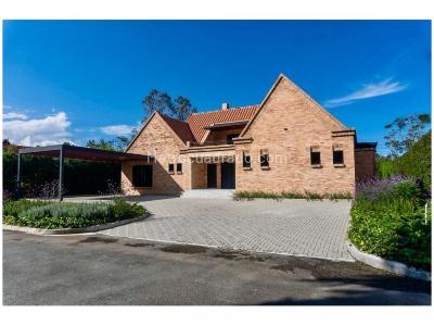 Casa de 5 alcobas en venta en Llanogrande, Rionegro, 1145 m² · foto 4 de 13