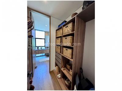 Apartamento en venta en El Poblado, Medellín · foto 8 de 18