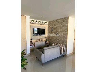 Apartamento en venta en El Poblado, Medellín · foto 2 de 12