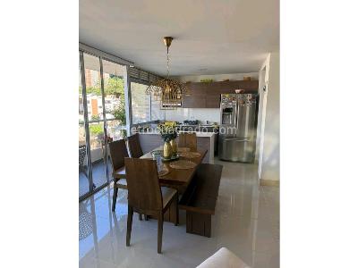 Apartamento en venta en El Poblado, Medellín · foto 3 de 12