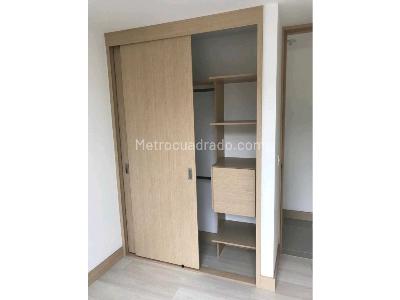 Apartamento en venta en El Poblado, Medellín · foto 8 de 12