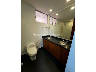Apartamento de 4 alcobas en venta en El Poblado, Medellín, 169 m² · foto 15 de 17