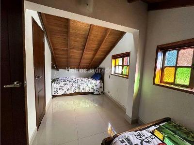 Casa de 4 alcobas en venta en Cola Del Zorro, Medellín, 425 m² · foto 16 de 20