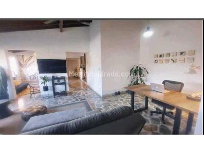 Apartamento de 4 alcobas en venta en Laureles, Medellín, 165 m² · foto 4 de 20