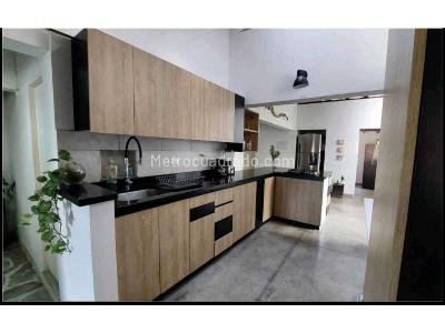 Apartamento de 4 alcobas en venta en Laureles, Medellín, 165 m² · foto 18 de 20