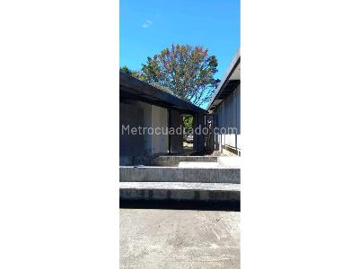 Casa de 3 alcobas en venta en Alto Las Palmas, Envigado · foto 2 de 13