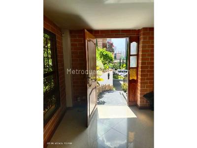 Casa de 4 alcobas en venta en La Doctora, Sabaneta, 250 m² · foto 6 de 20