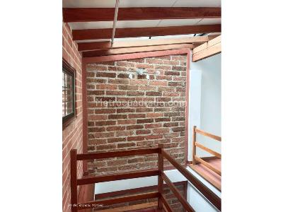 Casa de 4 alcobas en venta en La Doctora, Sabaneta, 250 m² · foto 7 de 20
