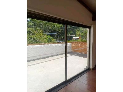 Casa de 4 alcobas en venta en La Doctora, Sabaneta, 250 m² · foto 11 de 20