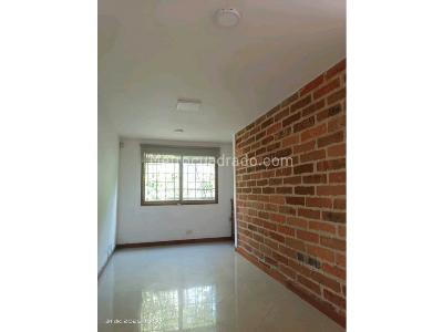 Casa de 4 alcobas en venta en La Doctora, Sabaneta, 250 m² · foto 12 de 20